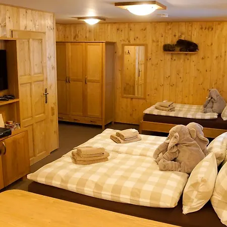 Buffalo 4*